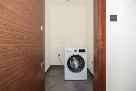 Apartmen di Mohammed Bin Rashid City, Dubai, UAE 2 bilik tidur, 119 meter persegi № 709323 - foto 15