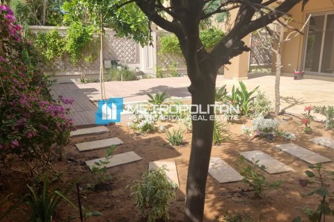 Māja  Saadiyat Island, Abu Dhabijā, AAE 3 istabas, 380.6 m2 Nr. 697482 - attēls 27