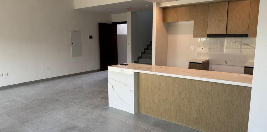 Kuća u nizu u gradu Dubai, UAE 3 spavaće sobe, 230 m2 Br. 652162