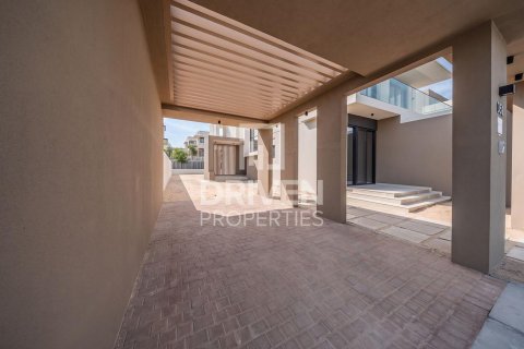 Villa in Jebel Ali, Dubai, UAE 4 bedrooms, 629.98 sq.m. № 744831 - photo 20