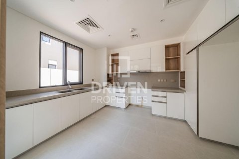 Villa in Jebel Ali, Dubai, UAE 4 bedrooms, 629.98 sq.m. № 744831 - photo 15