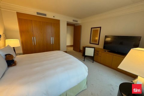 Apartmen di DIFC, Dubai, UAE 2 bilik tidur, 155 meter persegi № 711654 - foto 8