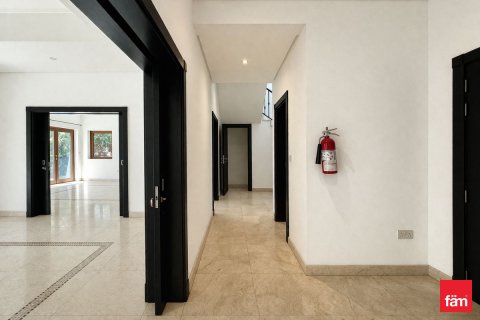 Vilă de închiriat în Al Furjan, Dubai, EAU 4 dormitoare, 713.7 mp. №699786 - poză 8