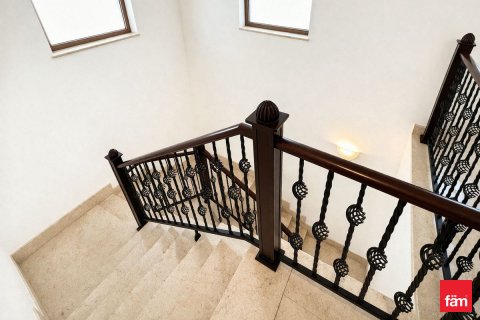 Vilă de închiriat în Al Furjan, Dubai, EAU 4 dormitoare, 713.7 mp. №699786 - poză 16