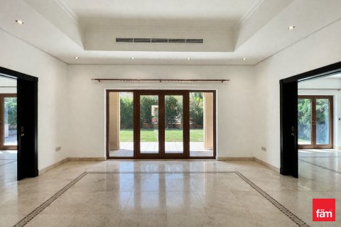 Vilă de închiriat în Al Furjan, Dubai, EAU 4 dormitoare, 713.7 mp. №699786 - poză 5