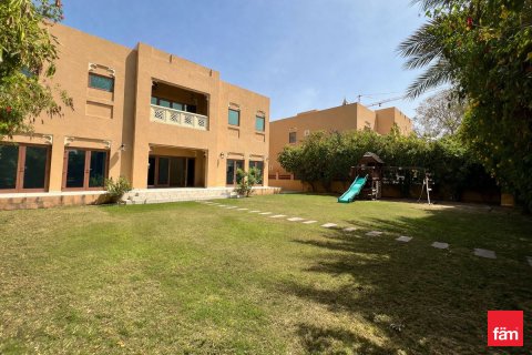 Vilă de închiriat în Al Furjan, Dubai, EAU 4 dormitoare, 713.7 mp. №699786 - poză 2