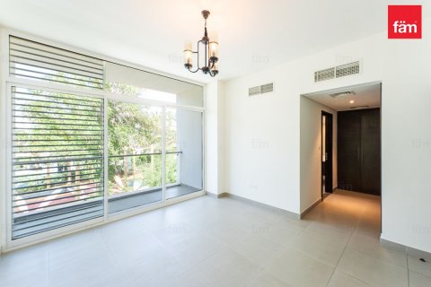 Üürile anda villa asukohaga Dubai, AÜE: 3 magamistoaga, 291.7 m² Nr 699784 - pilt 18