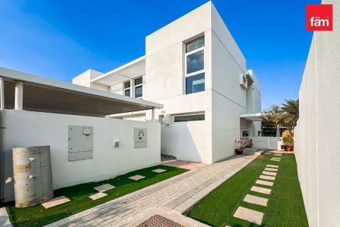 Vila u gradu Dubai, UAE 3 spavaće sobe, 291.7 m2 Br. 699784