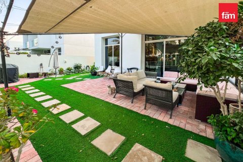 Vila u gradu Dubai, UAE 3 spavaće sobe, 291.7 m2 Br. 699784 - Slika 17