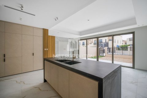 Townhouse in Jumeirah Golf Estates, Dubai, UAE 3 bedrooms, 154 sq.m. № 665539 - photo 7