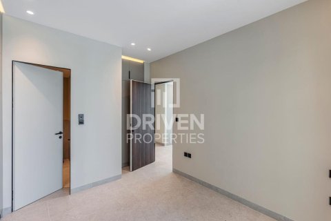 Apartmen di Al Satwa, Dubai, UAE 2 bilik tidur, 104 meter persegi № 684580 - foto 6