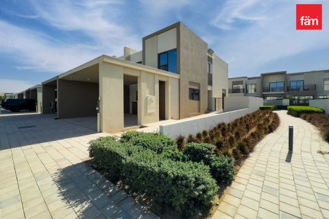 Townhouse in Dubai, UAE 4 bedrooms, 252.6 sq.m. № 751902