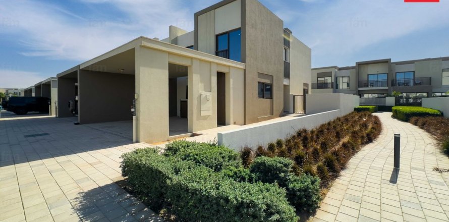 Townhouse in Dubai, UAE 4 bedrooms, 252.6 sq.m. № 751902