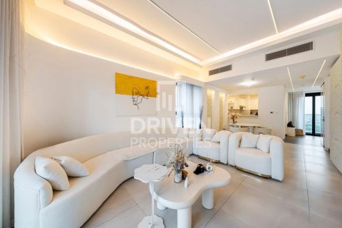 Apartment til salg i Business Bay, Dubai, UAE 1 soveværelse, 97.83 kvm № 741941 - foto 2