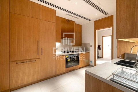 Apartament në Jumeirah, Dubai, Emiratet e Bashkuara Arabe 3 dhoma gjumi, 280 m2. № 654717 - Foto 19