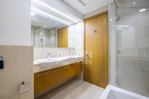 Apartamento en alquiler en Downtown Dubai (Downtown Burj Dubai), Dubai, EAU 3 dormitorios, 159 m2 № 654954 - foto 14
