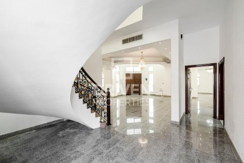 Villa zur Miete in Jumeirah, Dubai, VAE 5 Schlafzimmer, 595 m2 Nr. 654956 - Foto 6