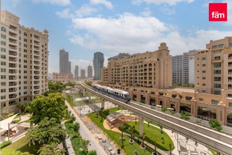 Apartment i Palm Jumeirah, Dubai, UAE 2 soveværelser, 187.1 kvm № 701603