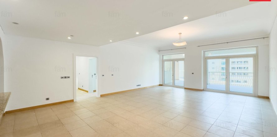 Квартира в Пальма Джумейра, Дубай, ОАЕ 2 спальні, 187.1м2 № 701603