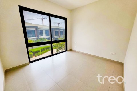 Villa à vendre à  Dubai South (Dubai World Central), Dubai, EAU 2 chambres, 173.26 m2 № 733975 - photo 2