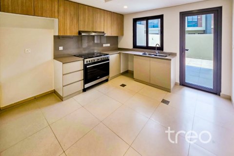 Villa à vendre à  Dubai South (Dubai World Central), Dubai, EAU 2 chambres, 173.26 m2 № 733975 - photo 3