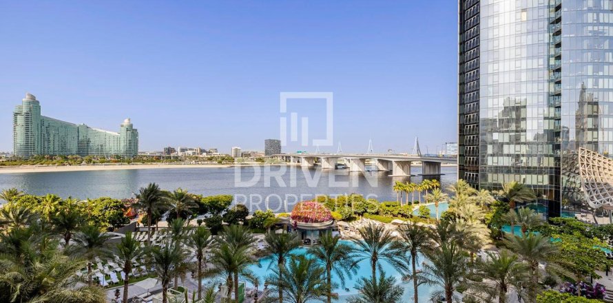 Apartamento em Culture Village, Dubai, EAU 3 quartos, 208 m2 № 655572