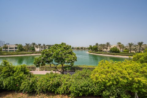 Villa sa Meadows, Dubai, UAE 5 silid-tulugan, 847.84 sq.m. № 749846 - larawan 21