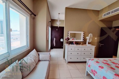 Lägenhet till försäljning i Dubai Land, Dubai, UAE 3 sovrum, 142 kvm Nr. 648471 - fotografi 5