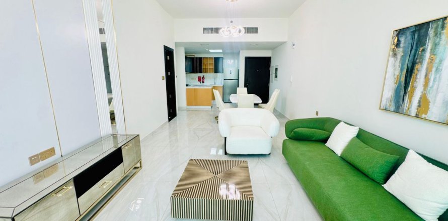 Apartment i Al Furjan, Dubai, UAE 3 soveværelser, 168.6 kvm № 702272
