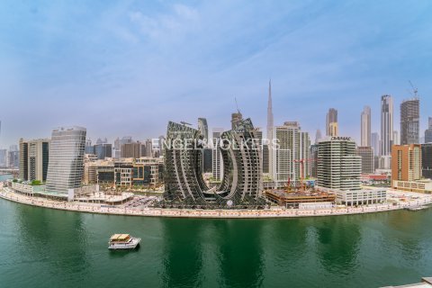 Business Bay, Dubai, BAE’de satılık daire 2 yatak odası, 195 m² No 766193 - fotoğraf 13