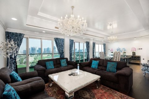 Střešní byt v Dubai Sports City, SAE 4 ložnice, 456 m² Č.: 766195 - fotografie 4