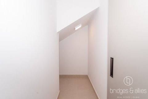 ویلا برای اجاره در Tilal Al Ghaf، Dubai، امارات متحده عربی 4 خوابه ، 220 متر مربع ، شماره 685653 - تصویر 7