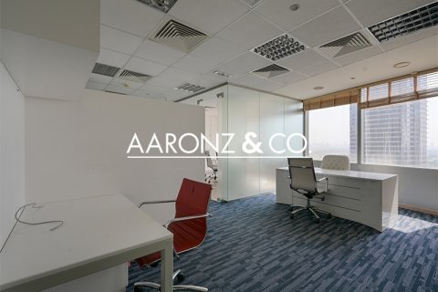 Birojs Jumeirah Lake Towers, Dubaijā, AAE 86 m2 Nr. 685650 - attēls 3