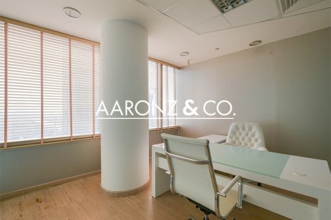 Birojs Jumeirah Lake Towers, Dubaijā, AAE 86 m2 Nr. 685650 - attēls 10