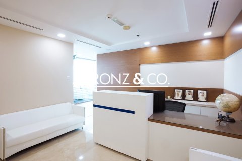 Birojs Jumeirah Lake Towers, Dubaijā, AAE 160 m2 Nr. 685652 - attēls 2