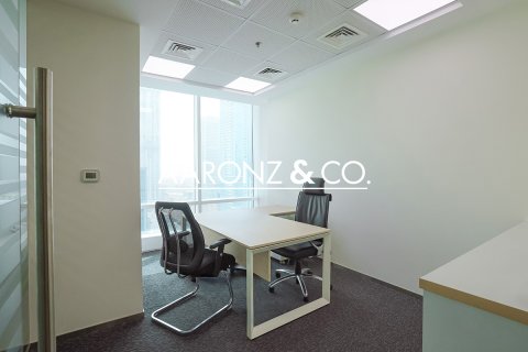 Birojs Jumeirah Lake Towers, Dubaijā, AAE 160 m2 Nr. 685652 - attēls 9