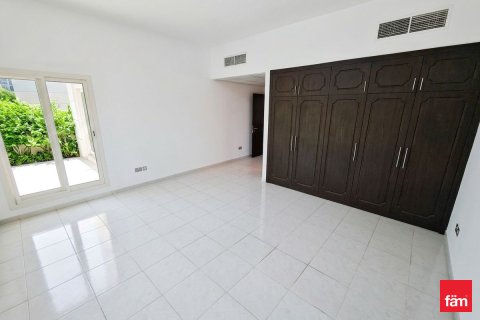 Villa en alquiler en Dubai, EAU 4 dormitorios, 501.5 m2 № 715162 - foto 21