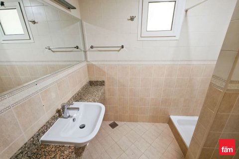Villa en alquiler en Dubai, EAU 4 dormitorios, 501.5 m2 № 715162 - foto 17