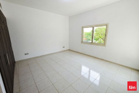 Villa en alquiler en Dubai, EAU 4 dormitorios, 501.5 m2 № 715162 - foto 9