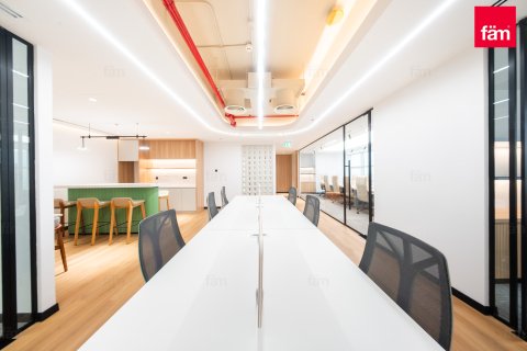 Office til leje i Dubai, UAE 163.3 kvm № 640617 - foto 13