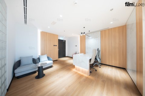 Büroraum zur Miete in Dubai, VAE 163.3 m2 Nr. 640617 - Foto 3