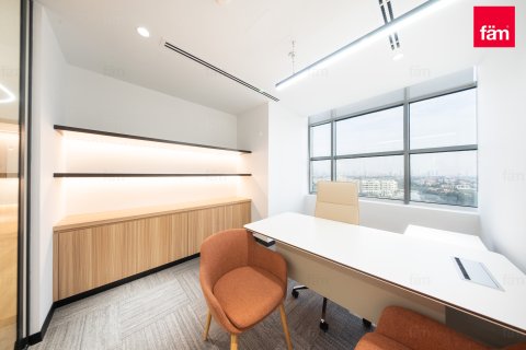 Office til leje i Dubai, UAE 163.3 kvm № 640617 - foto 6