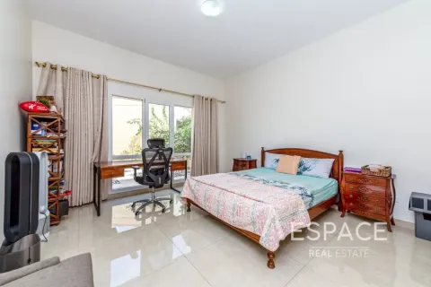 Villa itt: Meadows, Dubai, EAE, 4 hálószoba, 353 m², azonosító: 650032 - fénykép 7