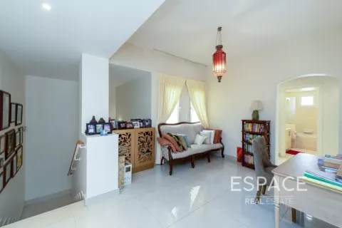 Villa itt: Meadows, Dubai, EAE, 4 hálószoba, 353 m², azonosító: 650032 - fénykép 8