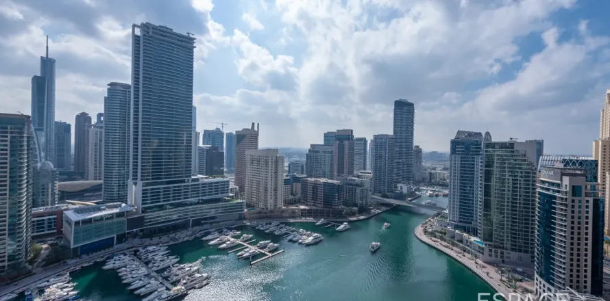 Dubai Marina、Dubai、UAEにあるマンション 3ベッドルーム、195 m2 No650035
