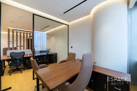Jumeirah Lake Towers、Dubai、UAE にあるオフィスの賃貸物件 59 m2、No650029 - 写真 12