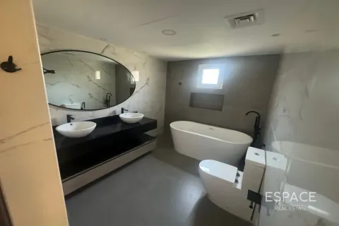 Meadows、Dubai、UAE にあるヴィラの賃貸物件 4ベッドルーム、381 m2、No650030 - 写真 2