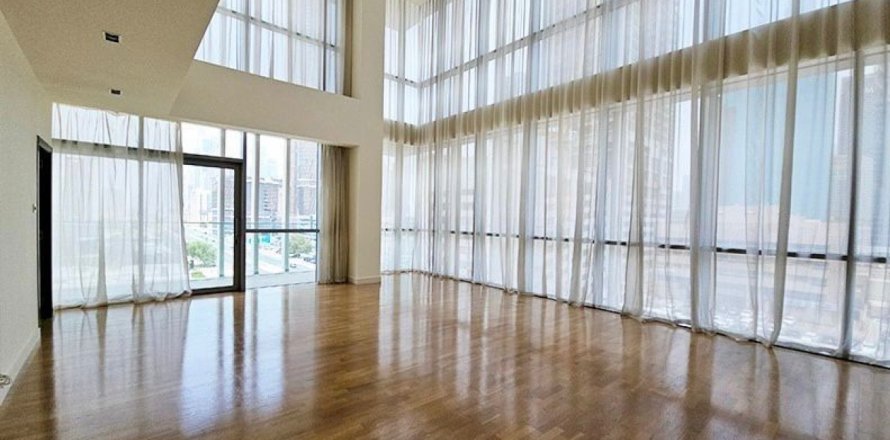 Apartament în City Walk, Dubai, EAU 4 dormitoare, 324 mp.  №660843