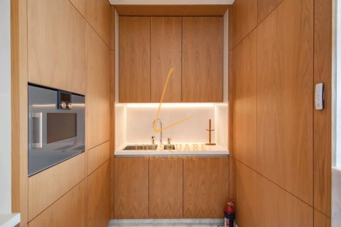 Huoneisto Palm Jumeirah, Dubai, Arabiemiraatit 2 makuuhuonetta, 222 m2 № 658811 - kuva 27