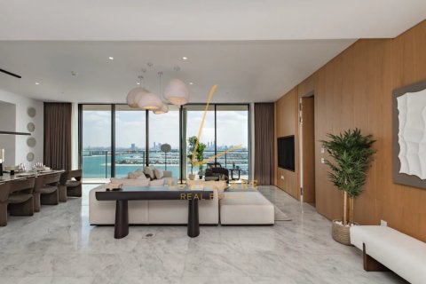 Huoneisto Palm Jumeirah, Dubai, Arabiemiraatit 2 makuuhuonetta, 222 m2 № 658811 - kuva 9